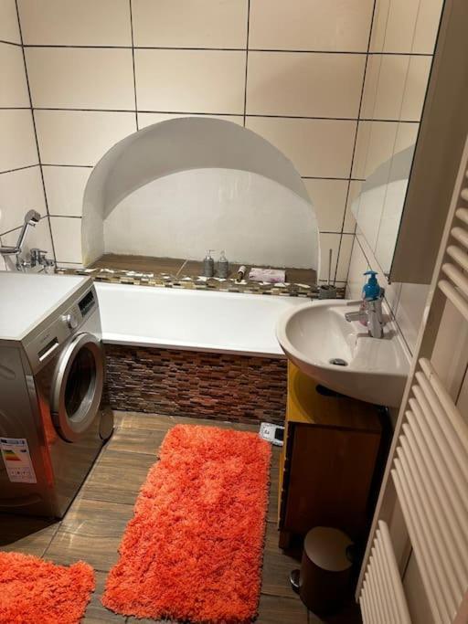 Schoene Wohnung In Bestlage Inclusive Parkplatz Leipzig Exterior photo